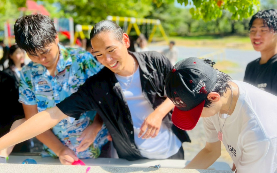 カフェ感覚で楽しむ！まったり週末同世代トーク会